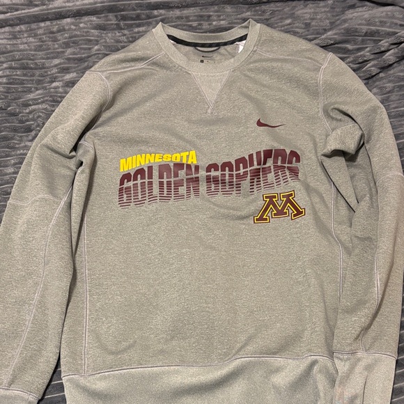 Nike Other - Nike Gray Minnesota Golden Gophers Crewneck Sweater